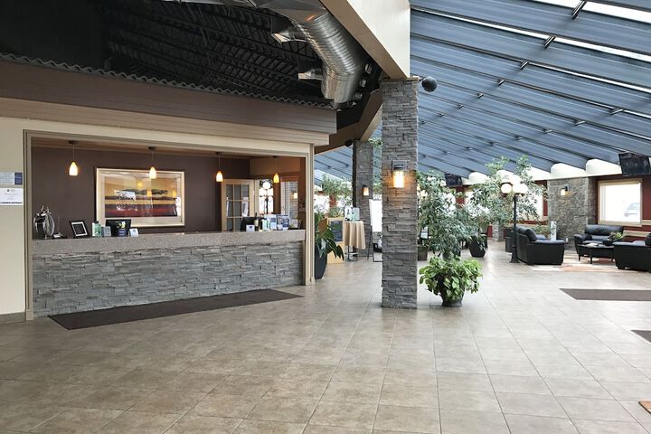 Hotel Interior 22 of 78