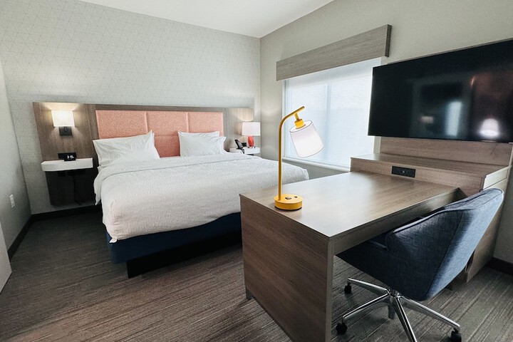 Hampton Inn & Suites Weatherford