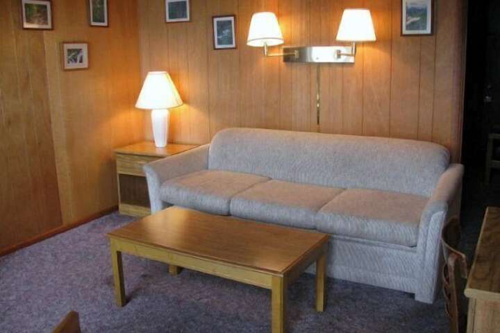 Room 50 of 154