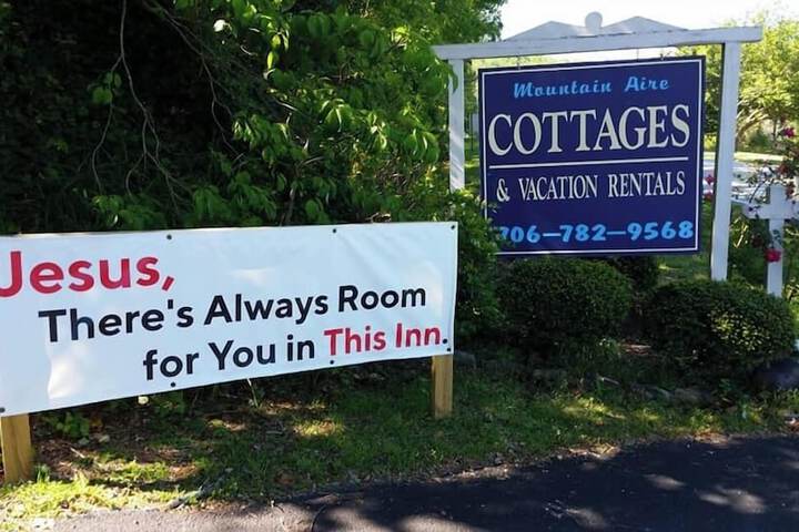 Mountain Aire Cottages Inn & Glamping