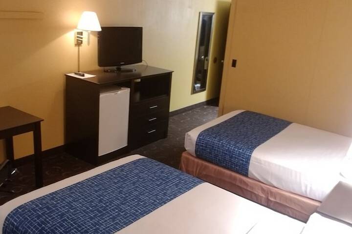Room 2 of 14
