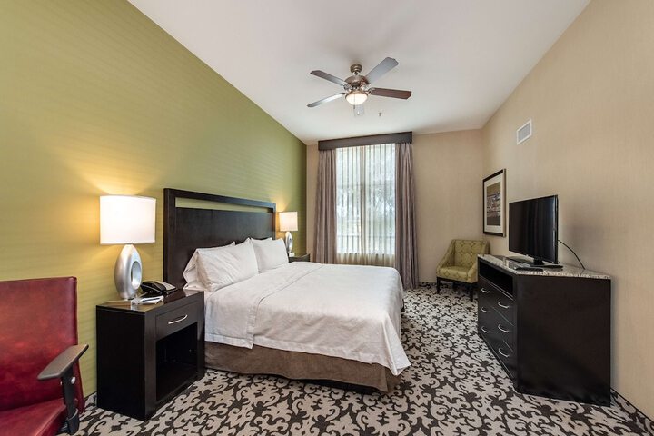 Homewood Suites by Hilton Oxnard / Camarillo