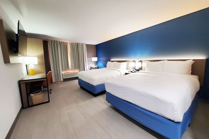 Room 18 of 31