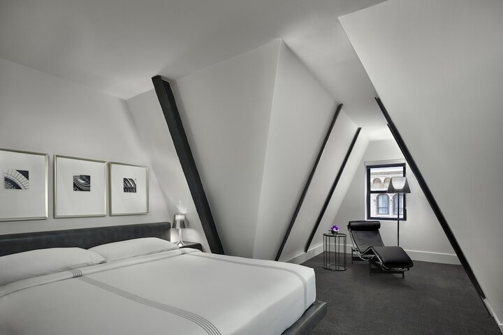 Room 22 of 55