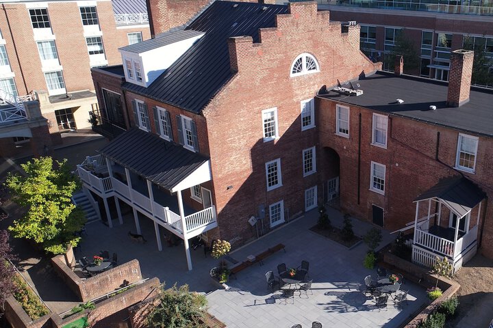 Hotel Exterior 53 of 53