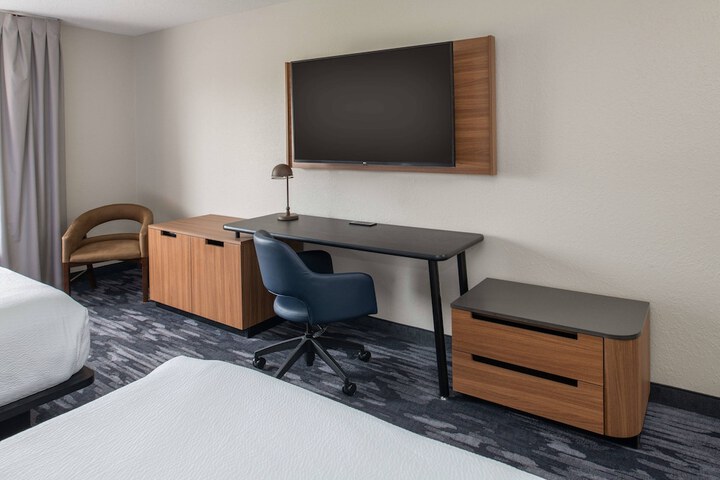 Room 8 of 26