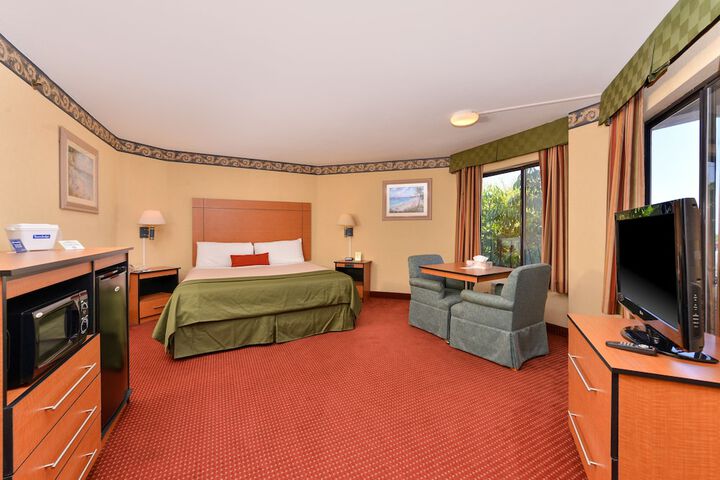 Room 8 of 21