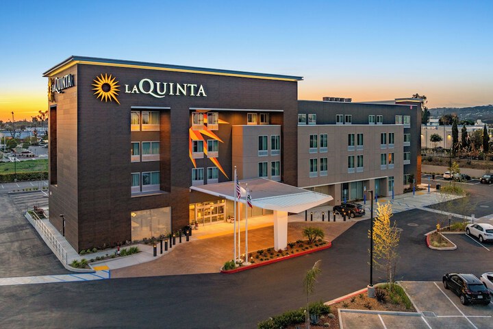 La Quinta Inn & Suites by Wyndham La Habra