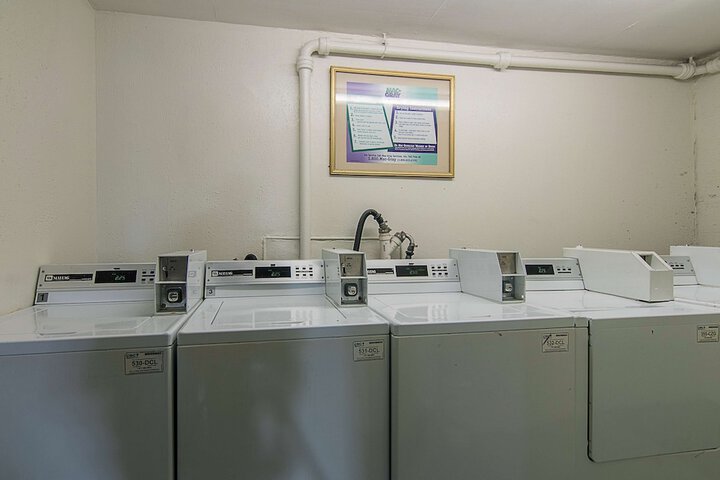 Room 10 of 36
