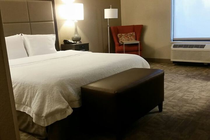Room 18 of 25