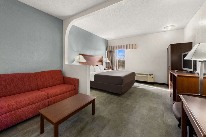 Room 21 of 31