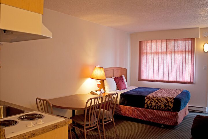 Room 34 of 63