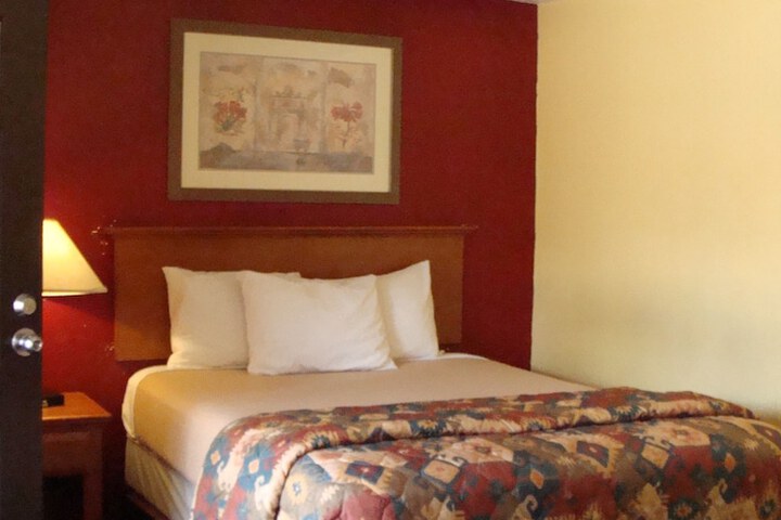 El Rancho Motel