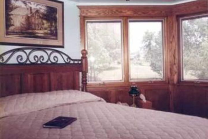 Red Barn Village Bed and Breakfast