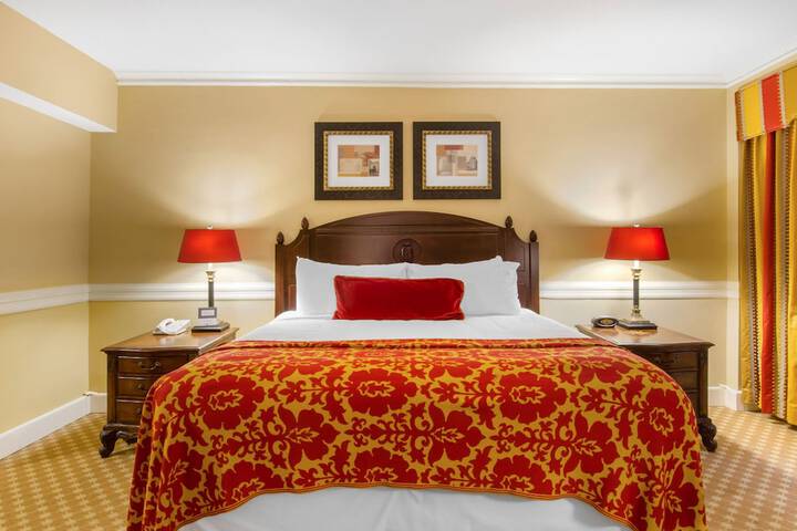 Room 27 of 139