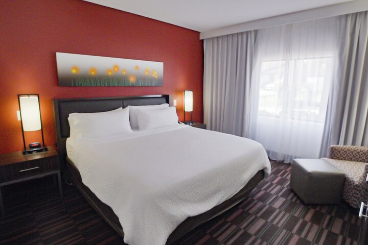Room 18 of 35