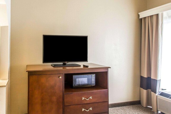 Comfort Suites Cookeville