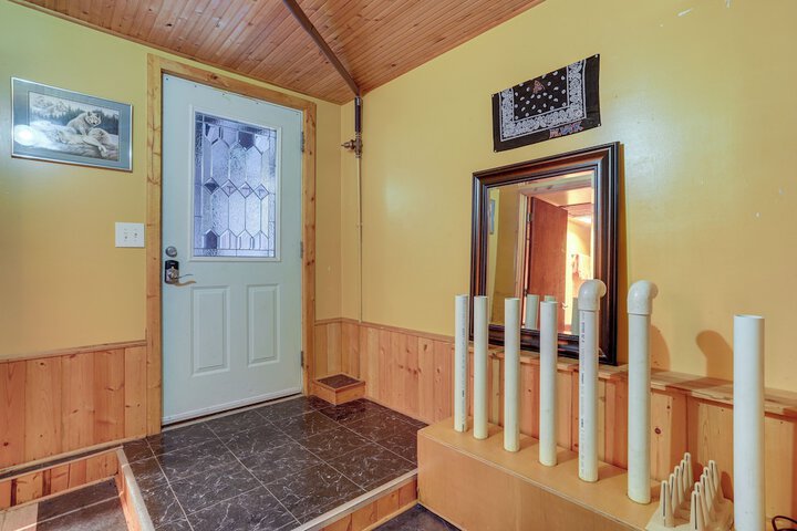 Snoqualmie Pass Cabin w / Deck: Walk to Ski Lift