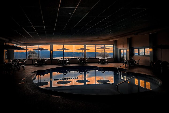 Steele Hill Resorts