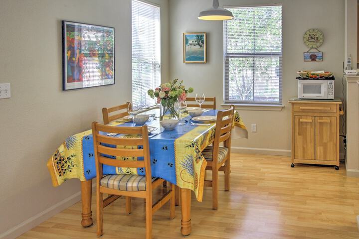 Serene Bungalow-style Home in Point Reyes Station!