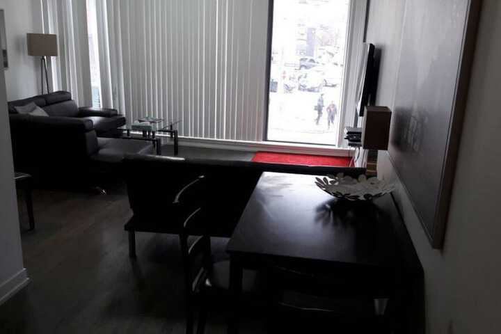 Room 11 of 24
