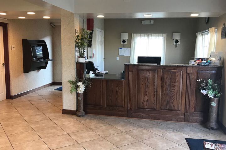 Days Inn by Wyndham Cave City