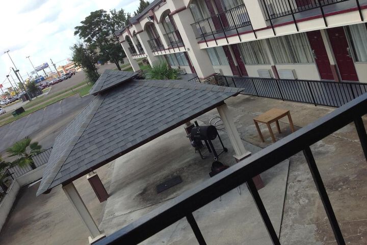 Executive Inn