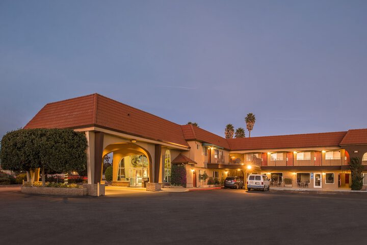 Laurel Inn Motel