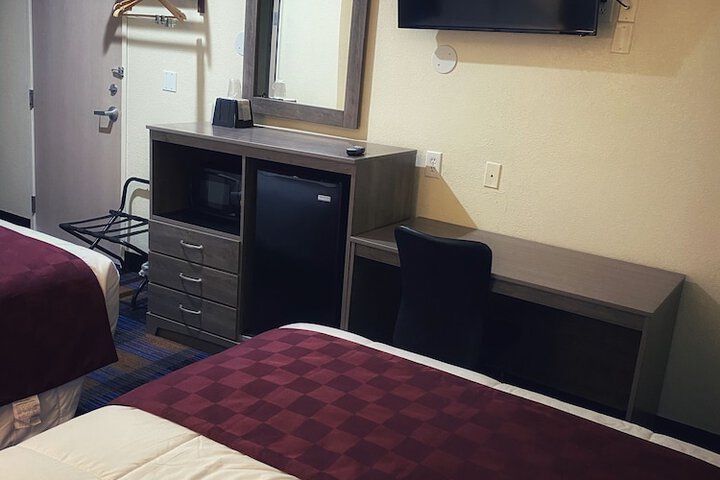 Room 14 of 23