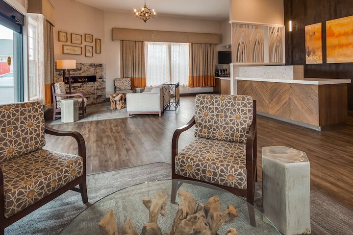 Best Western Plus Bayshore Inn