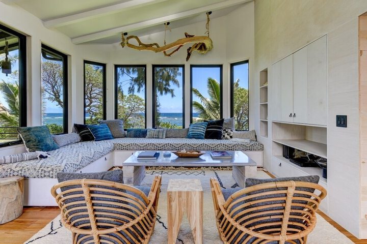Haena Beach House 2 Bedroom Home by RedAwning