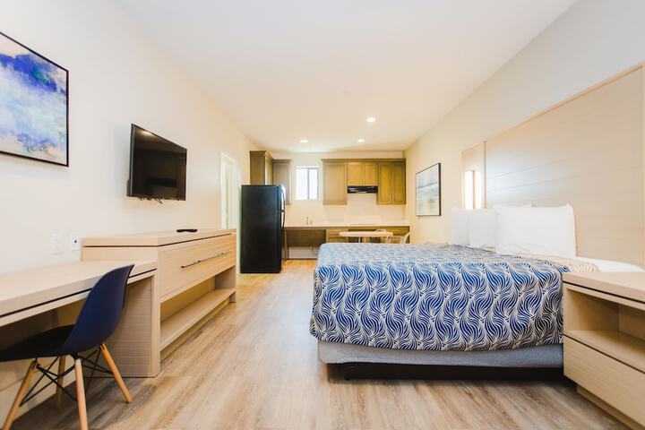 Room 27 of 31