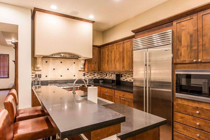 Bluegreen Vacations Big Bear Village an Ascend Collection Resort