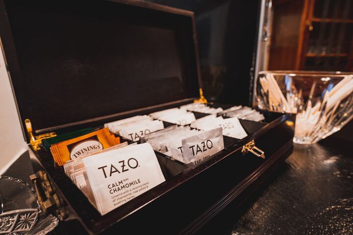 Breakfast/Coffee Service 120 of 129