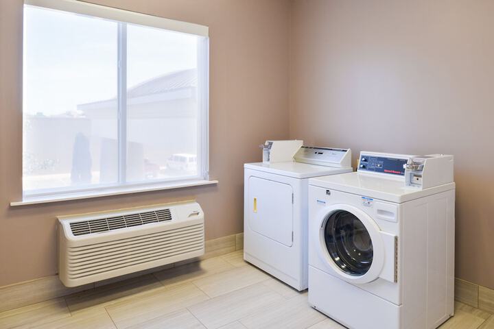 Holiday Inn Express & Suites Abilene by IHG