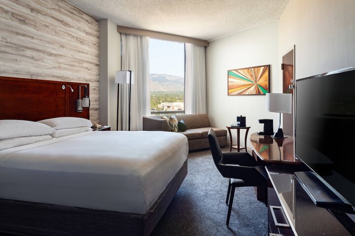 Room 14 of 41