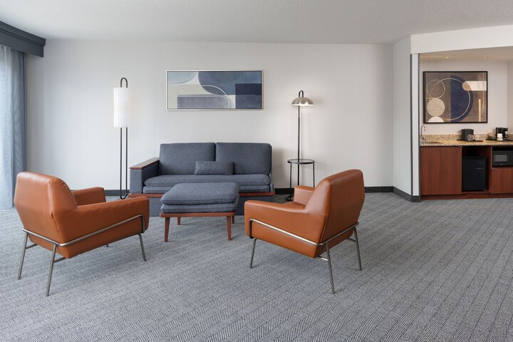 Room 13 of 47
