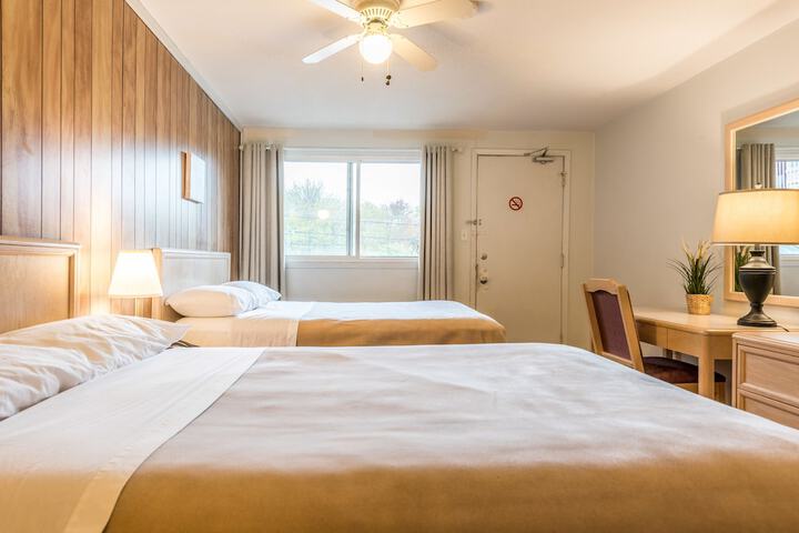 Room 8 of 31