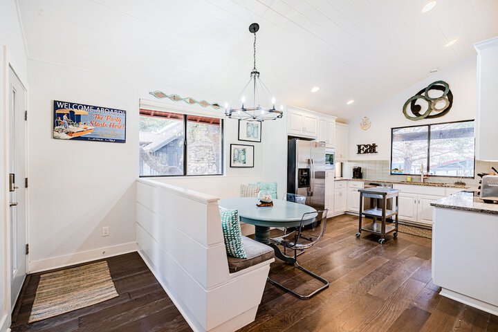 Lake LBJ Waterfront Family-friendly Retreat!