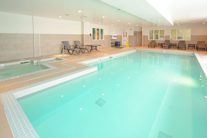Fairfield Inn & Suites by Marriott Airdrie