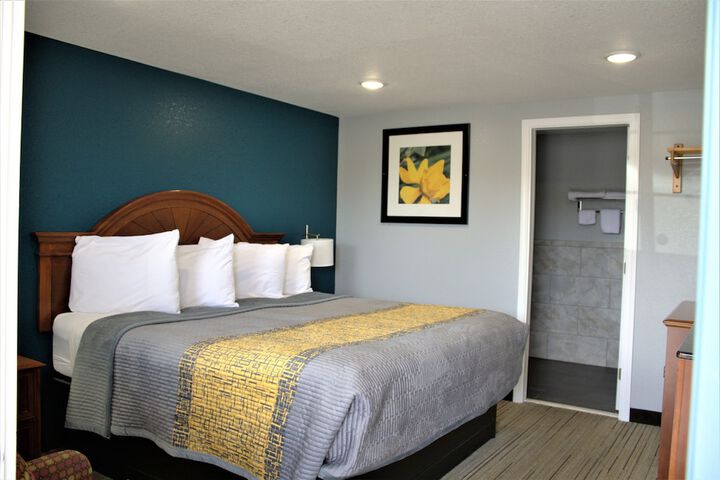 Room 13 of 31