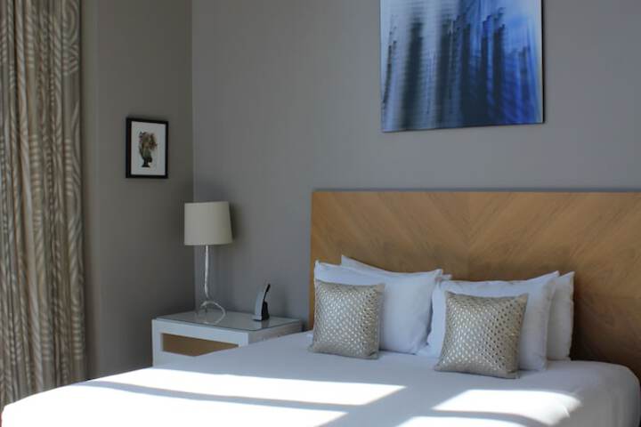 Ink 48 Hotel