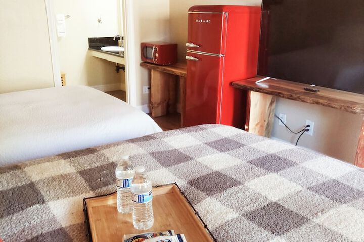 Room 7 of 17
