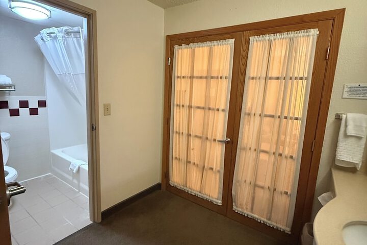 Rodeway Inn Hesston