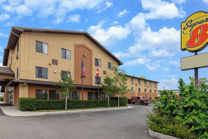 Hotel 4 of 27