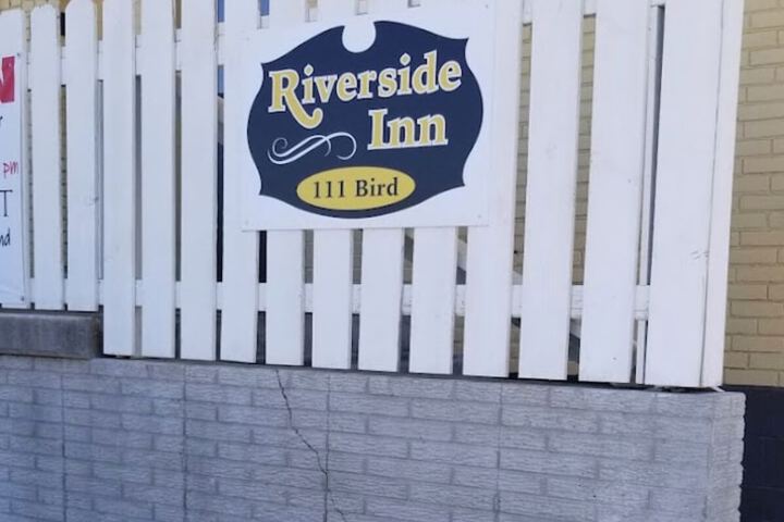 Riverside Inn Hannibal