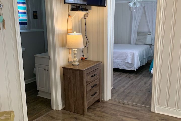Room 32 of 90