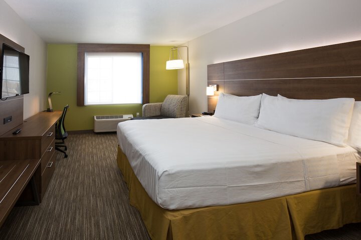 Room 5 of 22