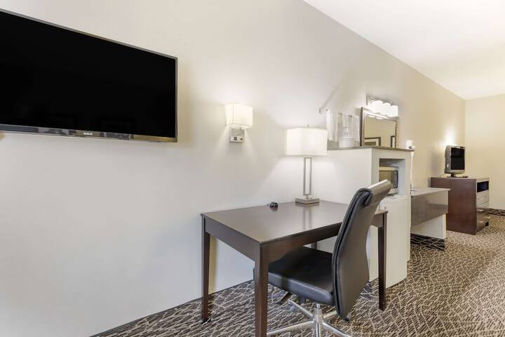 Room 14 of 35