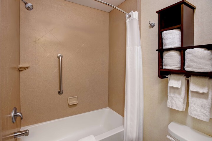 Room 26 of 45